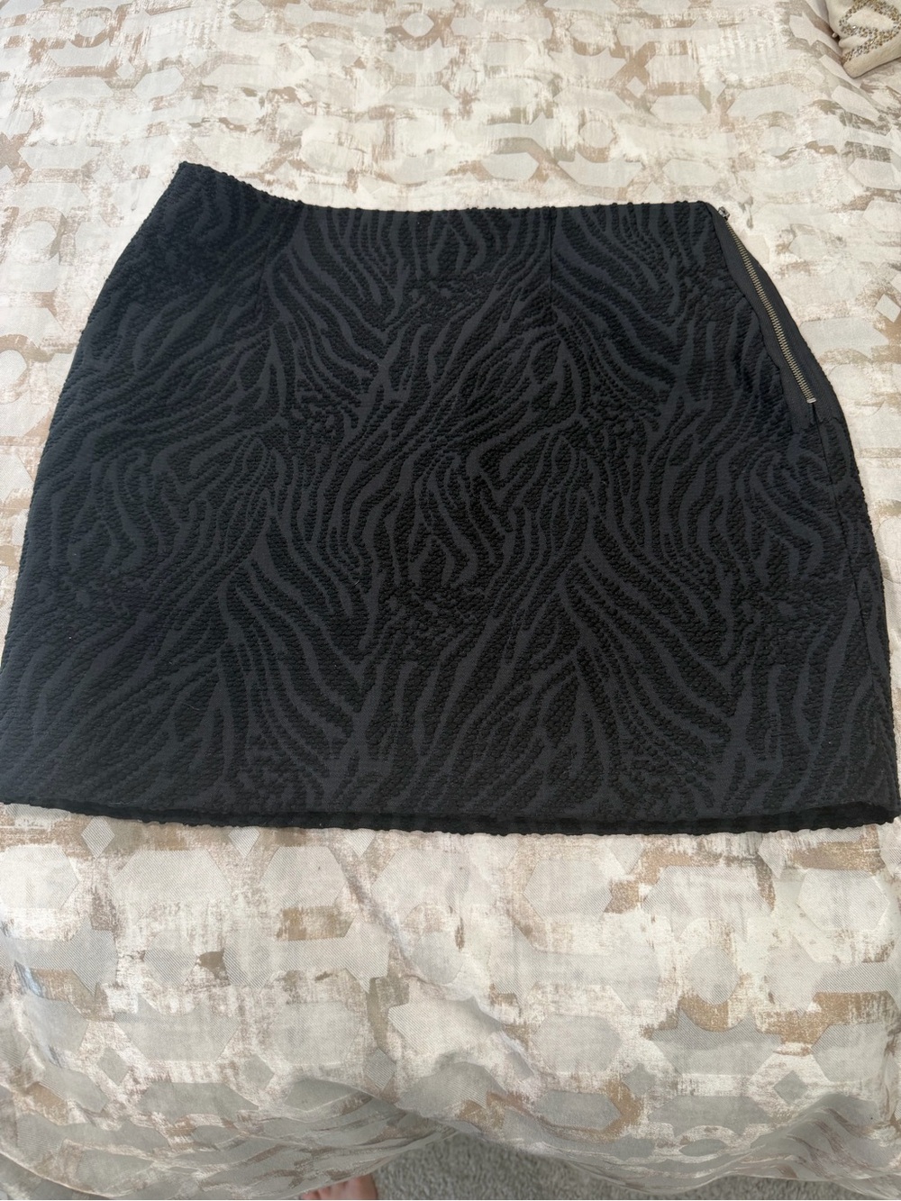 Tahari Black Textured Zebra Mini Skirt